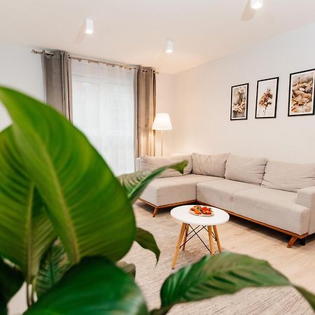 Maya'S Flats & Resorts 42 - Swietej Barbary Gdańsk Kültér fotó