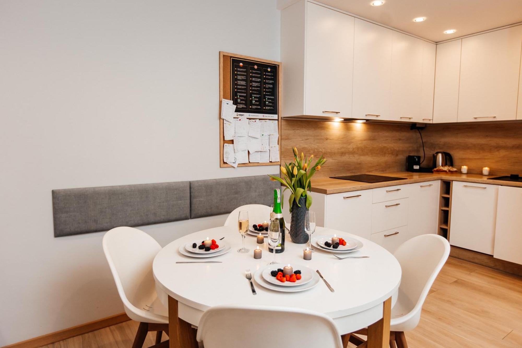 Maya'S Flats & Resorts 42 - Swietej Barbary Gdańsk Kültér fotó