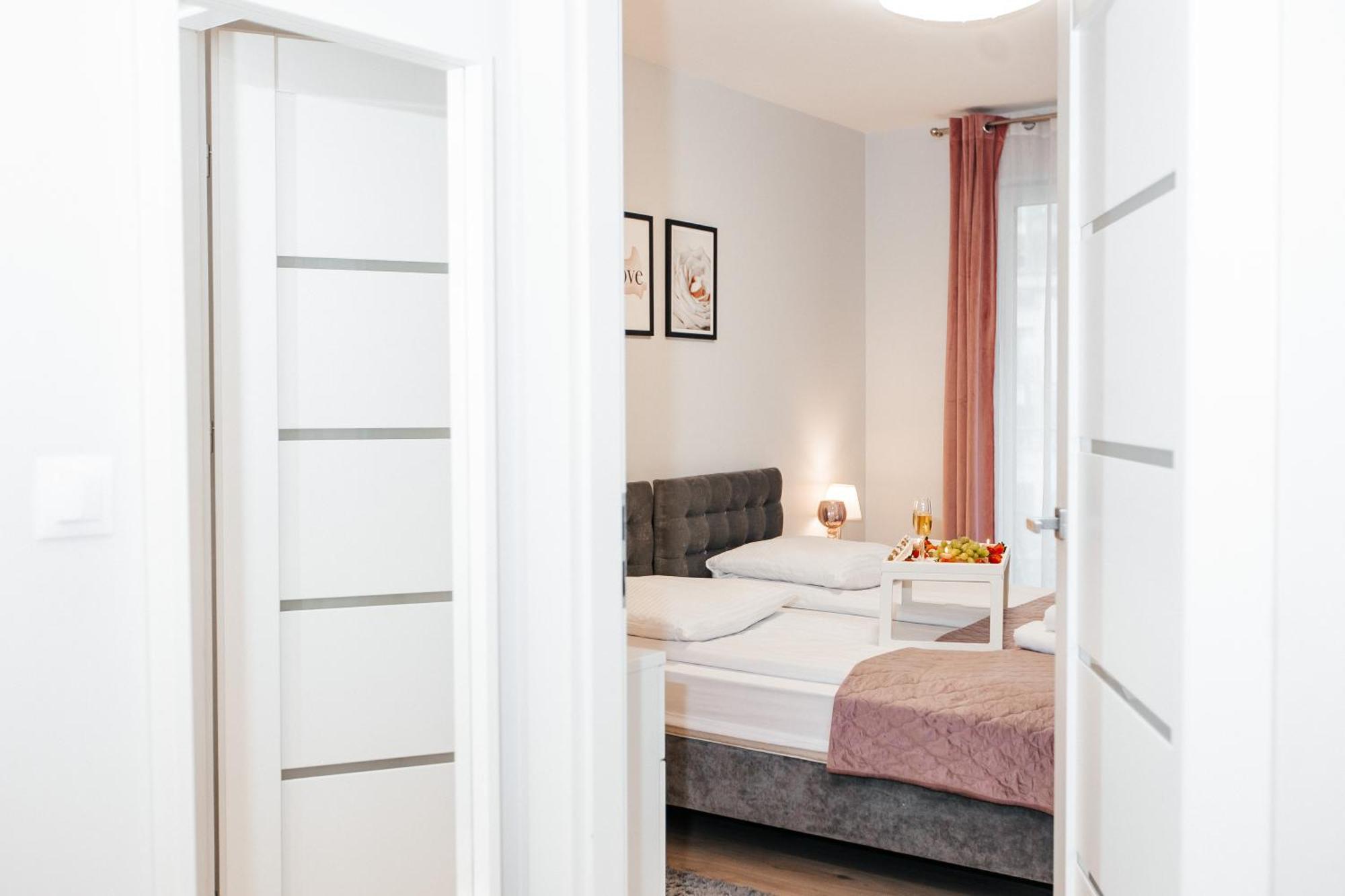 Maya'S Flats & Resorts 42 - Swietej Barbary Gdańsk Kültér fotó
